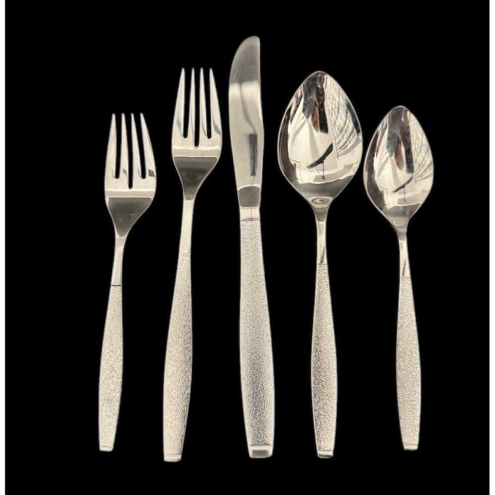 Oneida 1881 Rogers Flirtation Flatware Set 50pc Service for 8 Stainless Vtg 70's